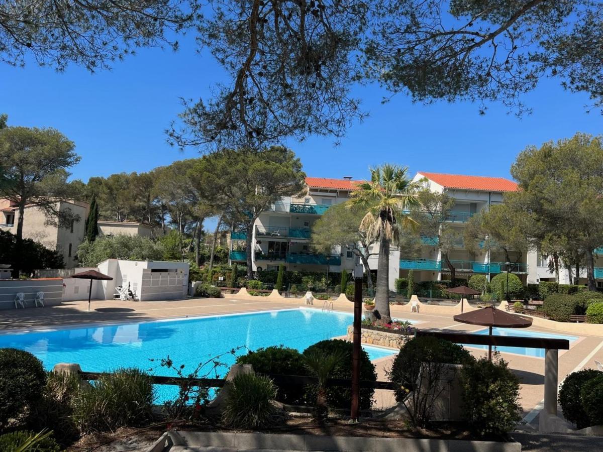 Saint-Raphael, Boulouris, F2 Dans Belle Residence 3 Piscines, Proche Bord De Mer Εξωτερικό φωτογραφία
